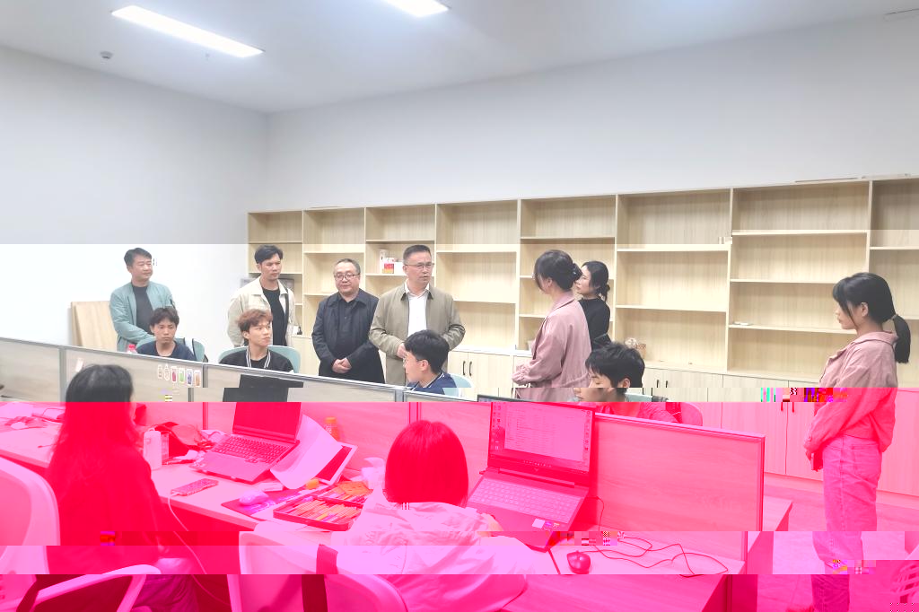 朱其現副校長看望實習生